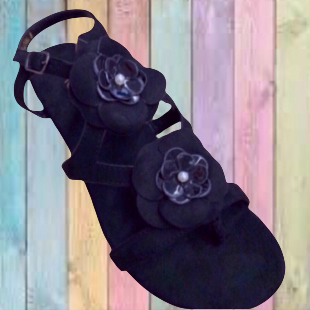 Mackin J Black Vegan Suede Flat Strap Flower Pearl Accent Flat Sandals New